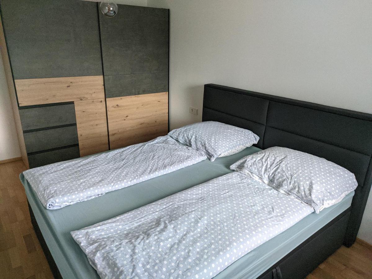 Grafmax Apartment โฮเฮเน็มส์ ภายนอก รูปภาพ